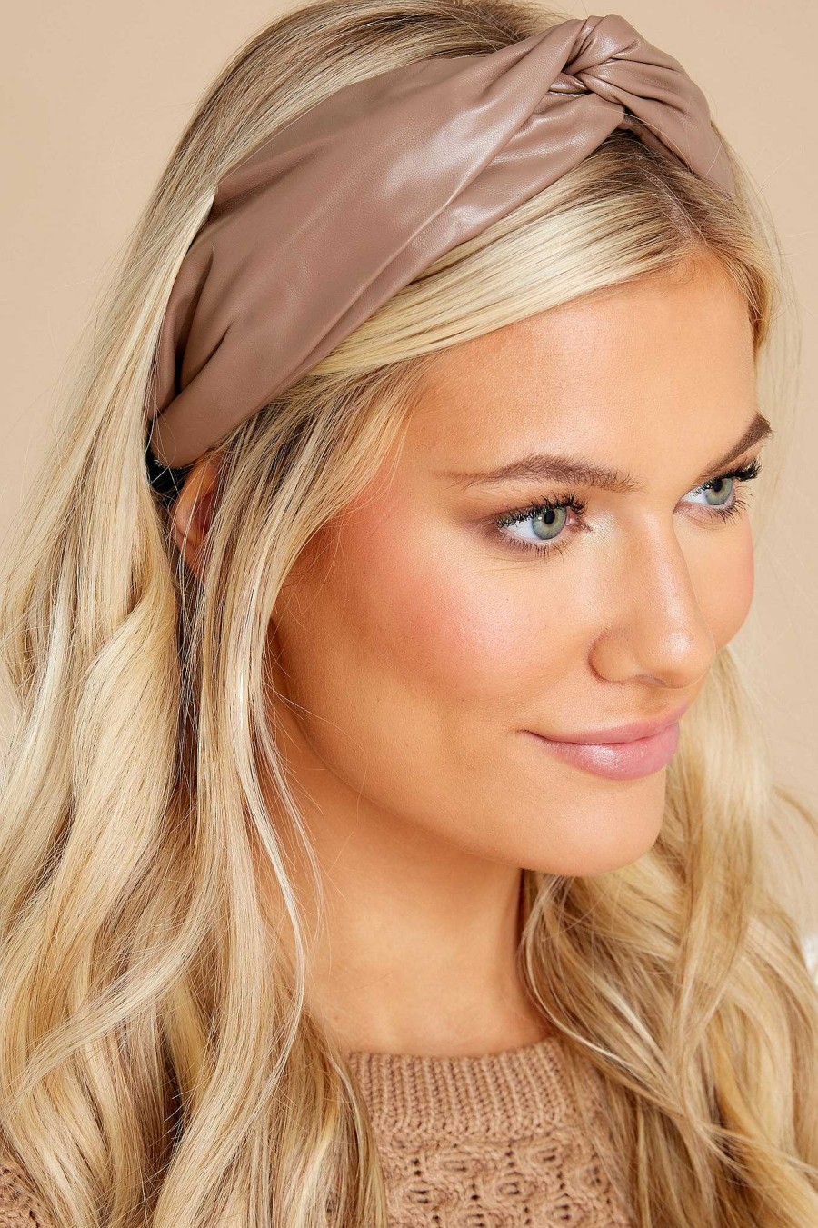 Accessories Red Dress Hair Accessories | By The Way Dark Headband Taupe